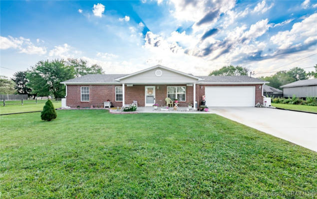 213 N CRYSTAL GAYLE HTS, SCOTTSBURG, IN 47170 - Image 1