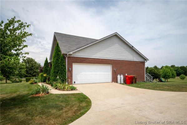 9144 S ROSEMARY LN, PEKIN, IN 47165, photo 4 of 48