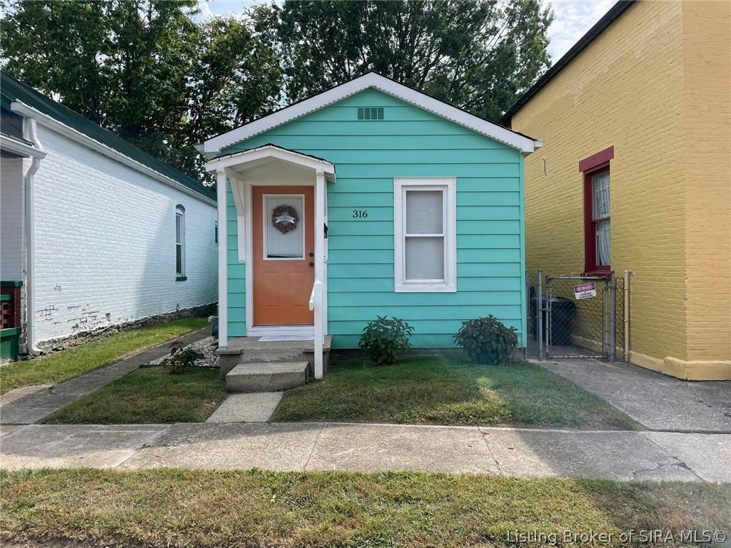 316 E 1ST ST, MADISON, IN 47250, photo 1 of 17